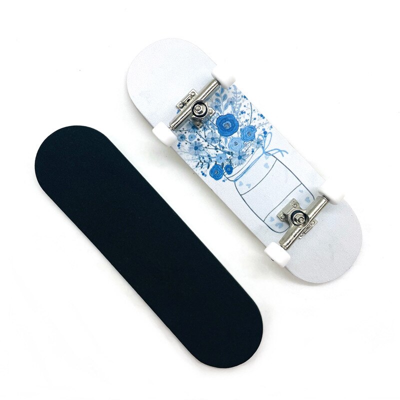 Finger skate